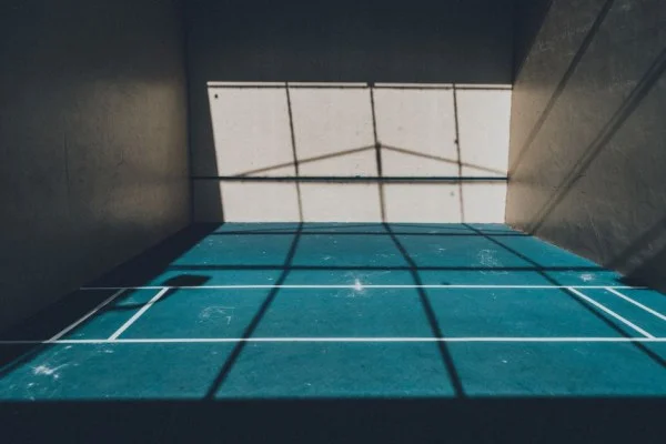 squash court glass wall interior